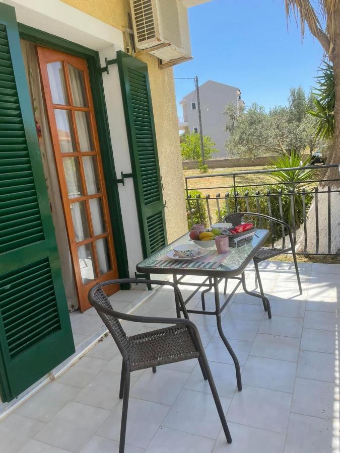 Lemon Tree Apartments B C Аргостолион Экстерьер фото